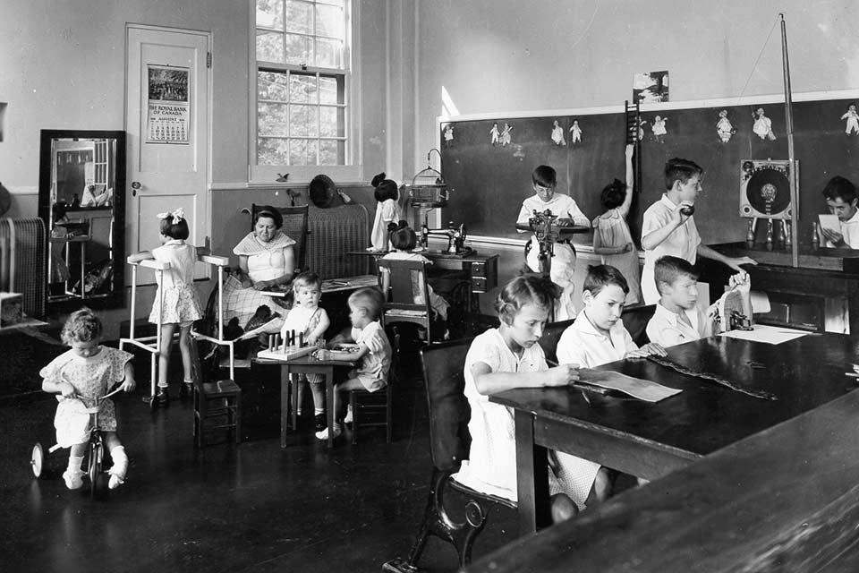 Patients in an early hospital classroom