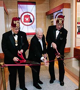 shriners-cut-ribbion-george-washington-maçonnique-memorial-hall